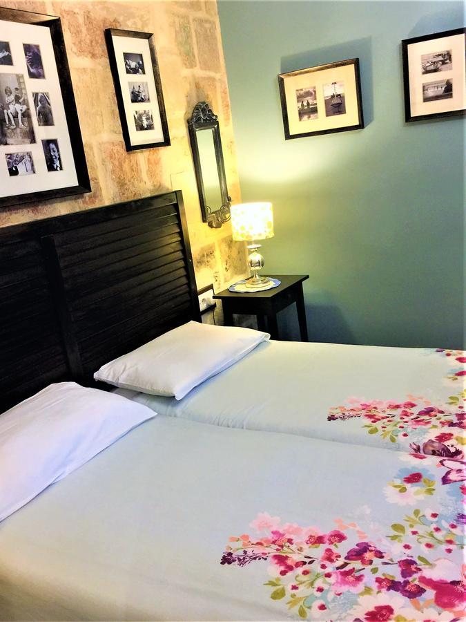 Economy Double or Twin Room Internal View